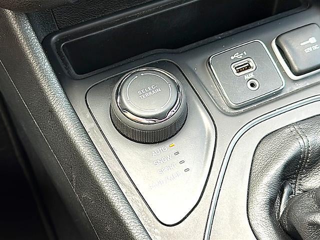 2022 Jeep Cherokee Latitude Lux 4x4