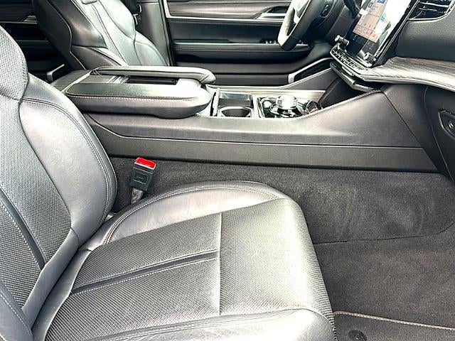 2024 Jeep Wagoneer L Series II 4x2 *Ltd Avail*