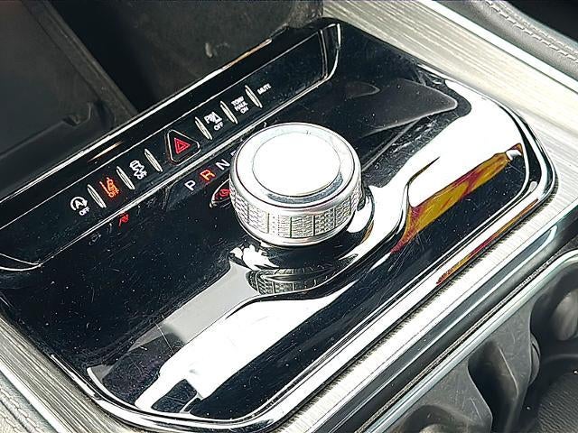 2024 Jeep Wagoneer L Series II 4x2 *Ltd Avail*