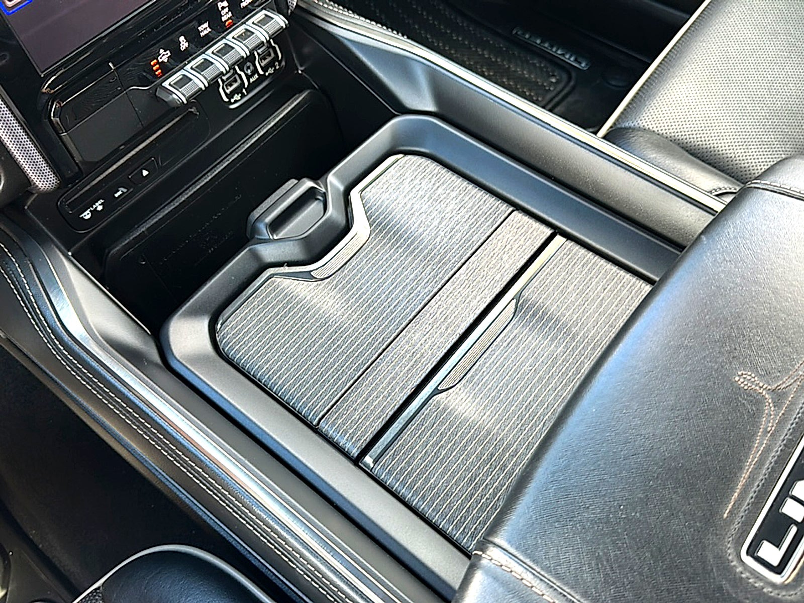 2019 RAM 1500 Limited Crew Cab 4x2 5'7" Box