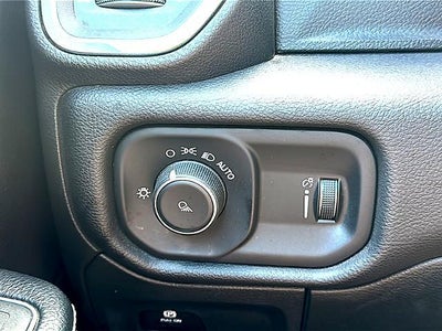 2024 RAM 1500 Laramie 4x2 Crew Cab 5'7" Box