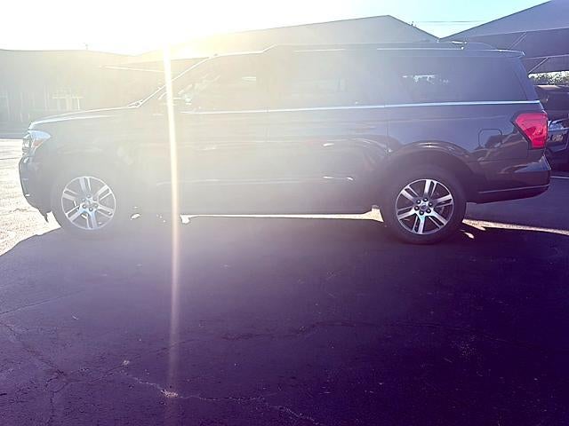 2024 Ford Expedition Max XLT 4x2