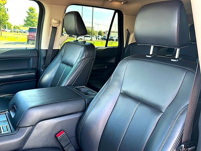 2022 Ford Expedition Max XLT 4x2