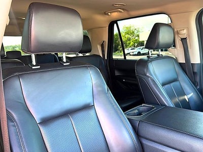 2022 Ford Expedition Max XLT 4x2