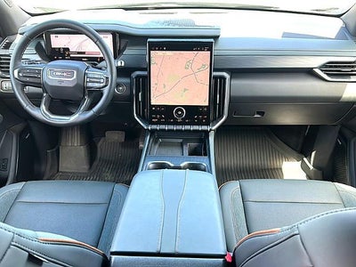 2025 GMC Acadia AWD AT4