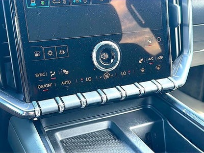 2025 GMC Acadia AWD AT4