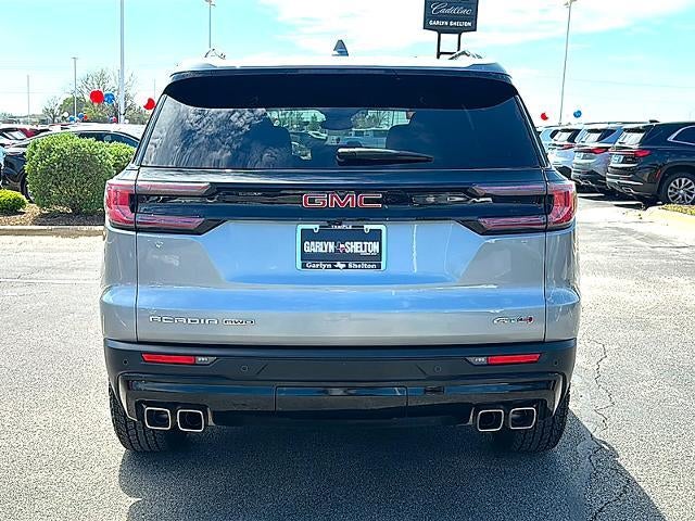 2025 GMC Acadia AWD AT4