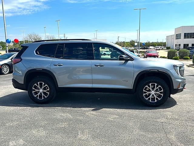 2025 GMC Acadia AWD AT4