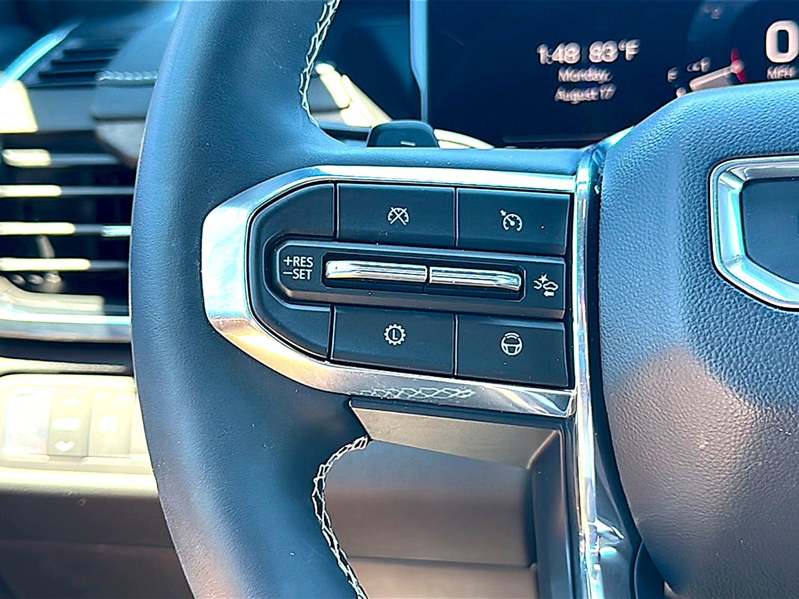 2026 GMC Acadia Denali Ultimate FWD