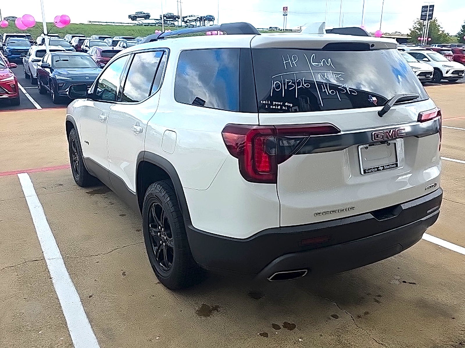 2023 GMC Acadia AWD AT4