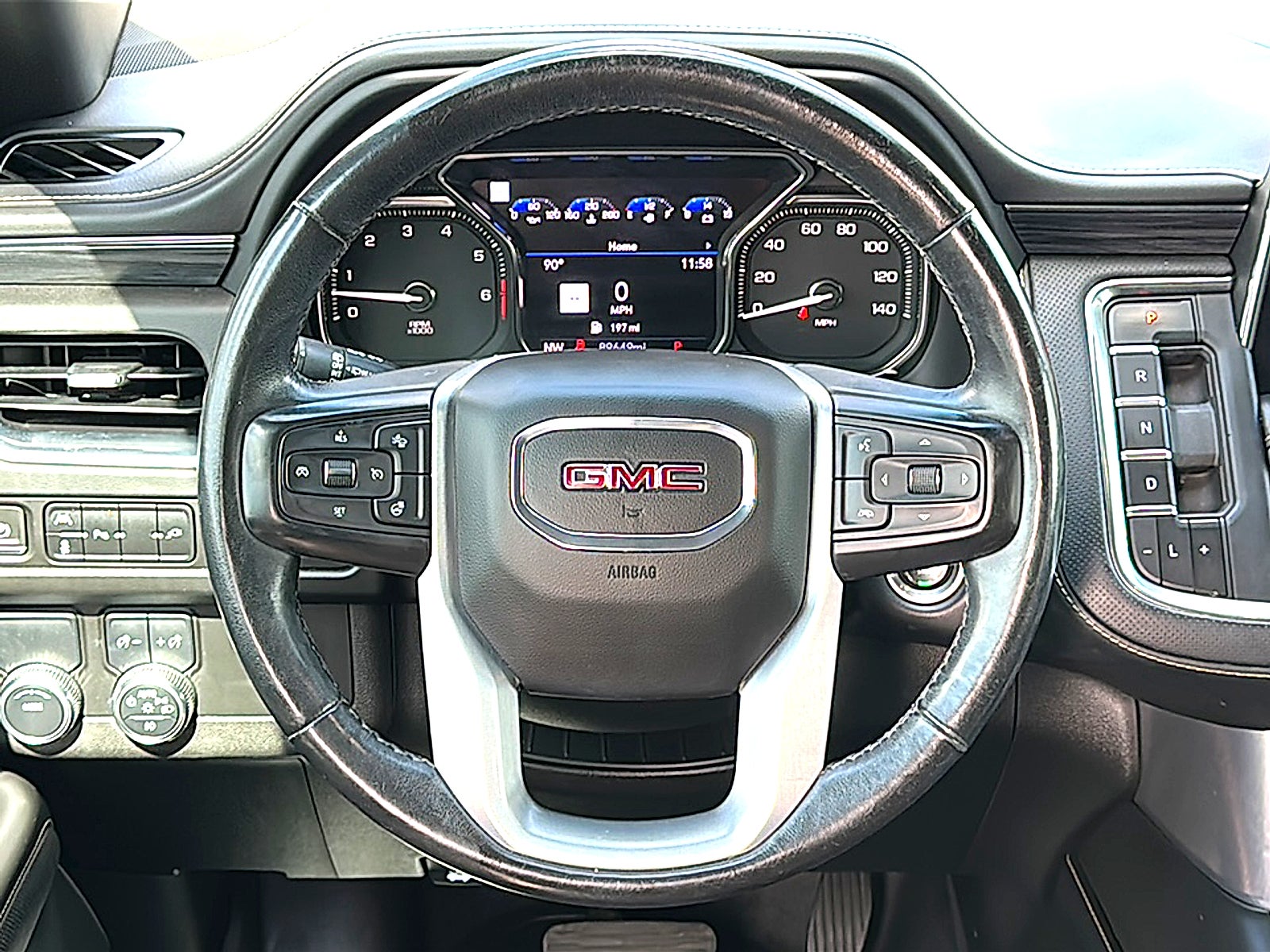2021 GMC Yukon XL 2WD SLT
