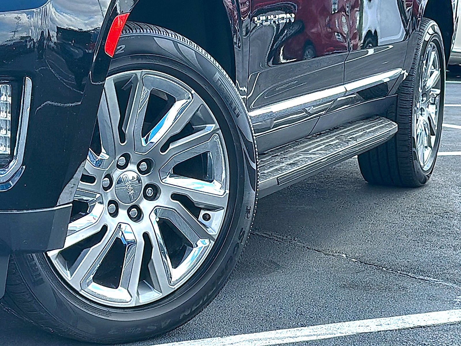 2021 GMC Yukon XL 2WD SLT