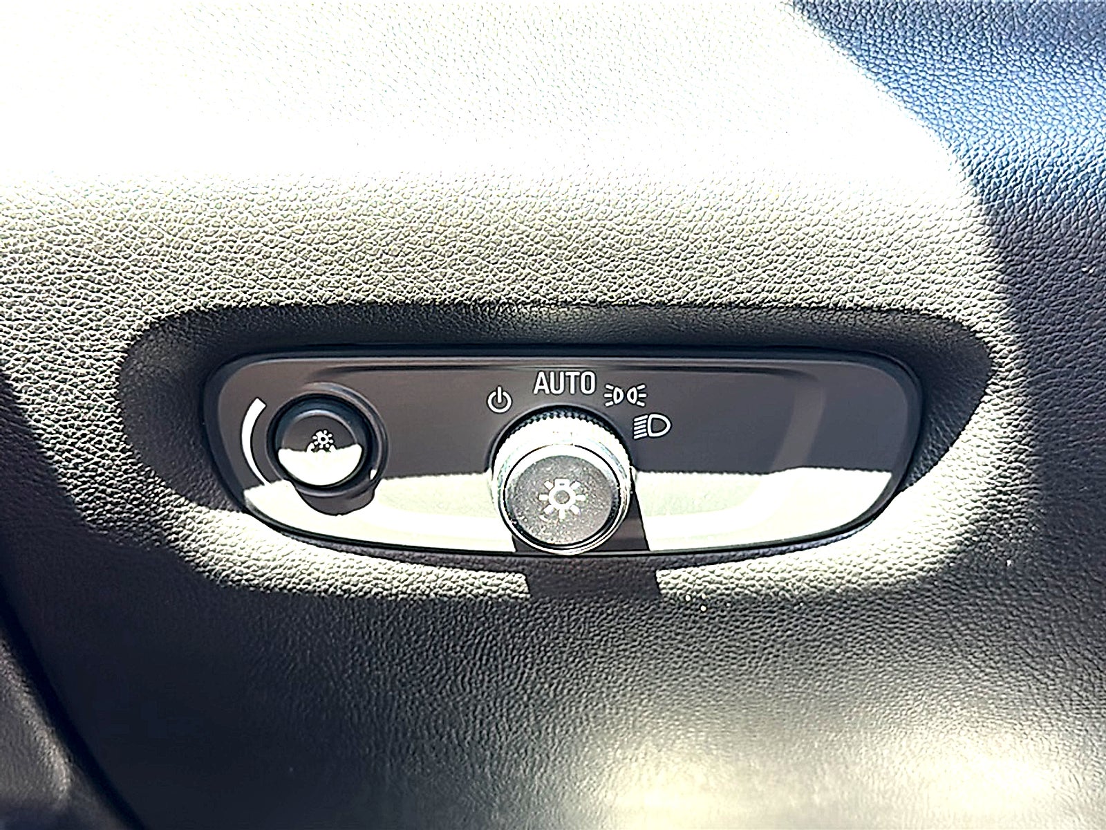 2023 Chevrolet Traverse FWD RS