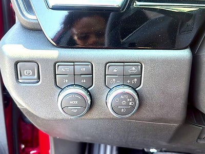 2026 GMC Sierra 3500HD Crew Cab Long Box 4-Wheel Drive SLT