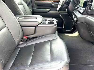 2025 GMC Sierra 1500 Crew Cab Short Box 2-Wheel Drive SLT