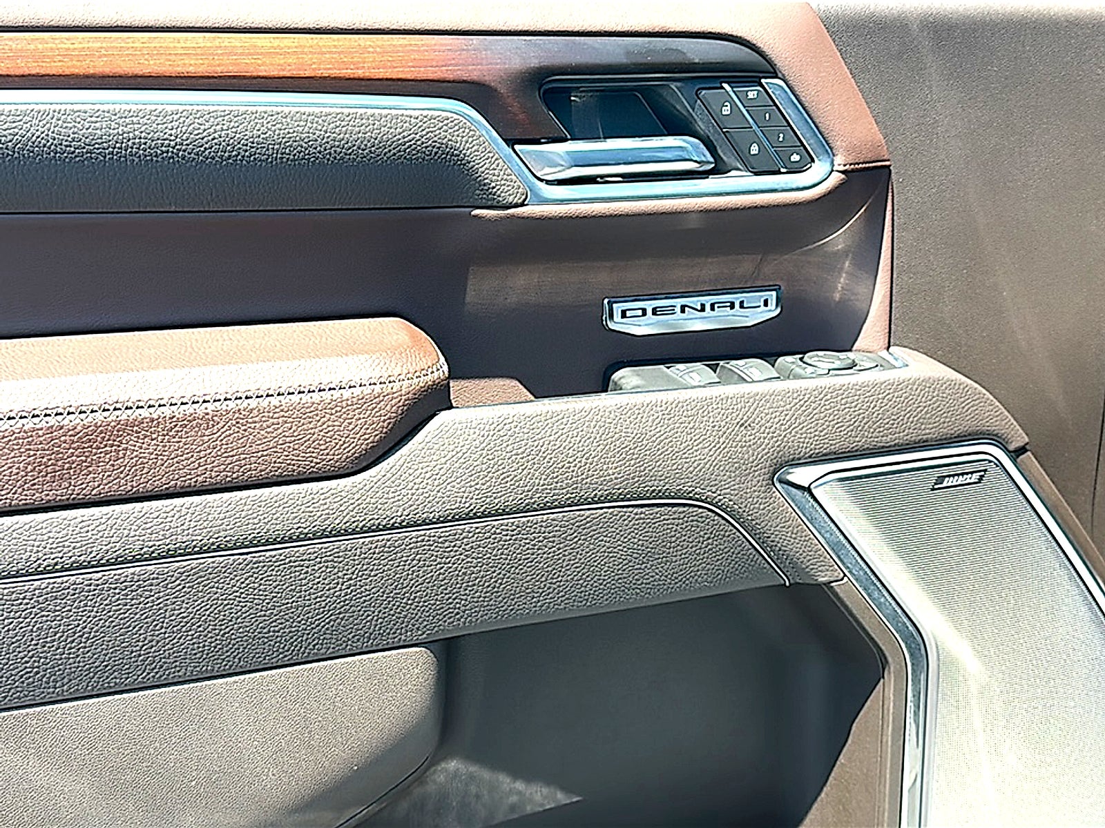 2025 GMC Sierra 1500 4WD Crew Cab Short Box Denali
