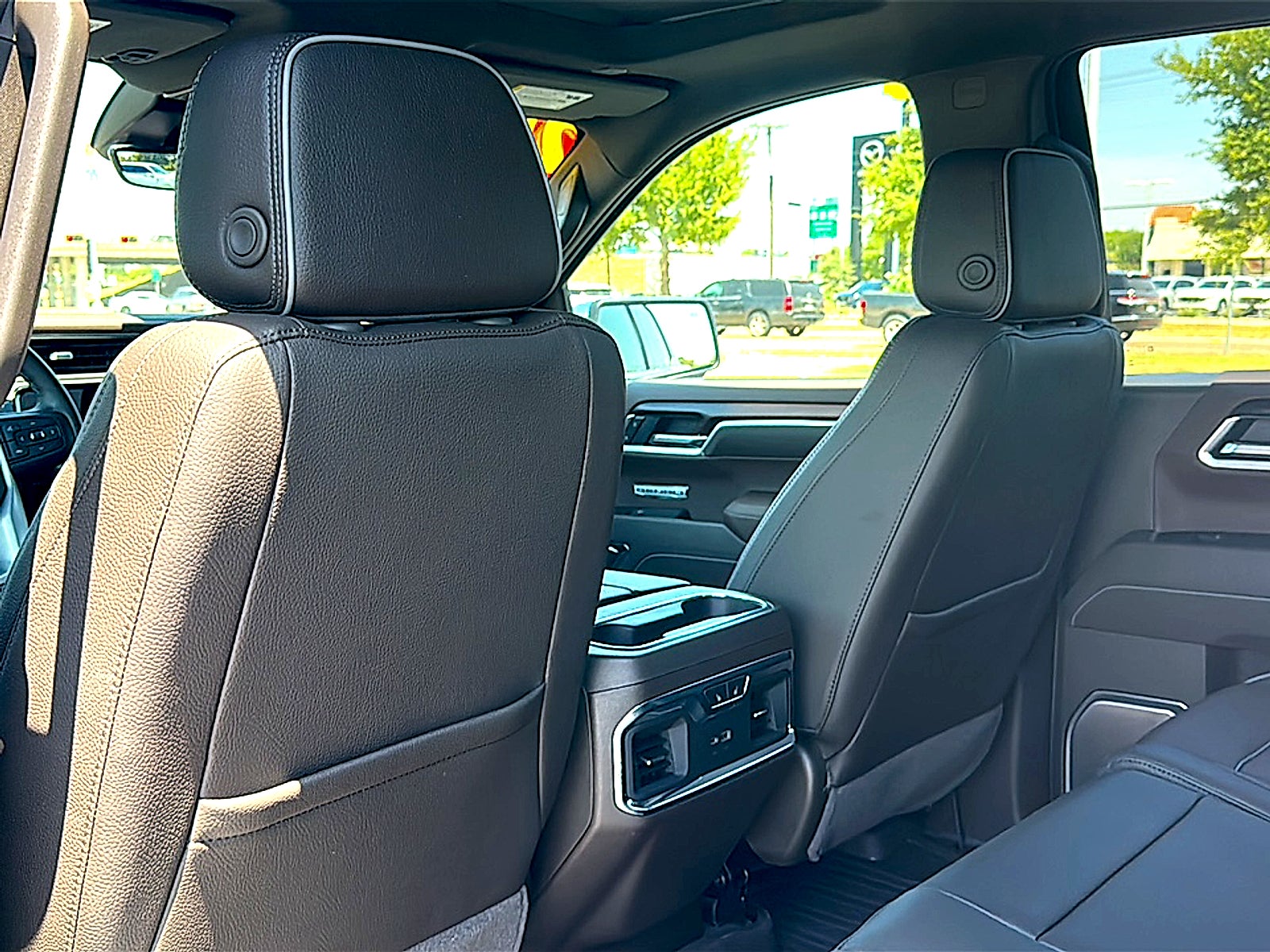 2025 GMC Sierra 1500 4WD Crew Cab Short Box Denali
