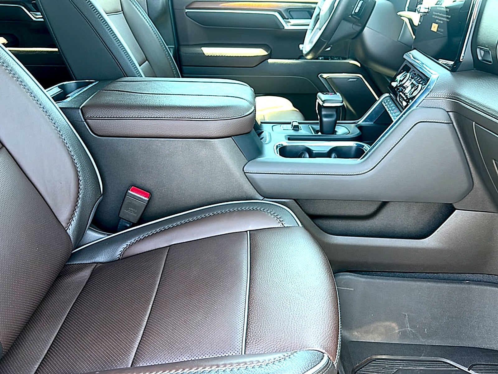 2025 GMC Sierra 1500 4WD Crew Cab Short Box Denali