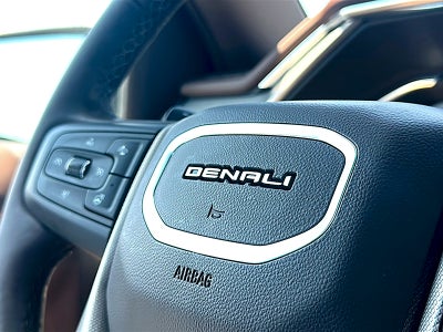 2025 GMC Sierra 1500 4WD Crew Cab Short Box Denali