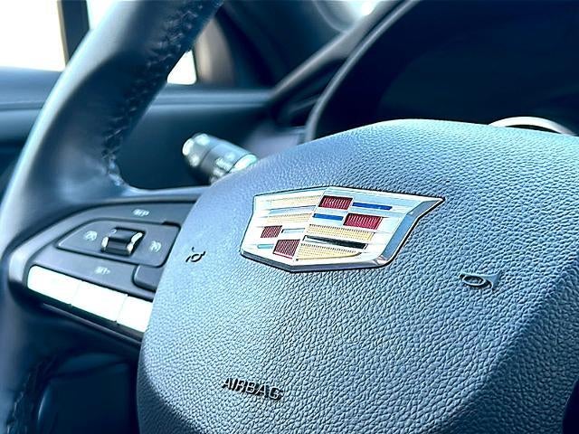 2022 Cadillac XT4 FWD 4dr Premium Luxury