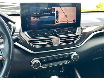 2024 Nissan Altima 2.5 SR Sedan
