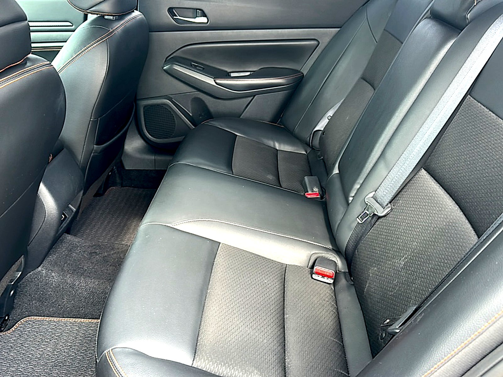 2022 Nissan Altima SR FWD