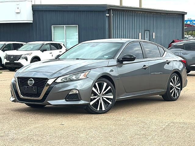 2022 Nissan Altima SR FWD