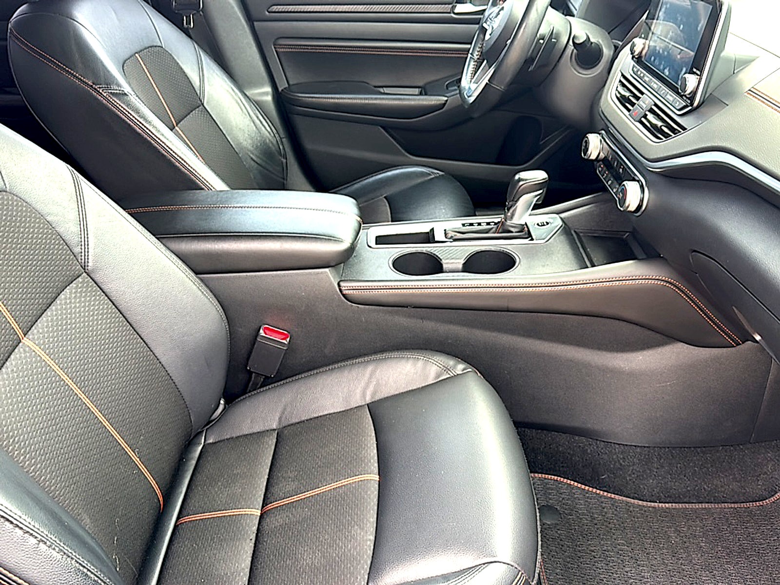 2022 Nissan Altima SR FWD