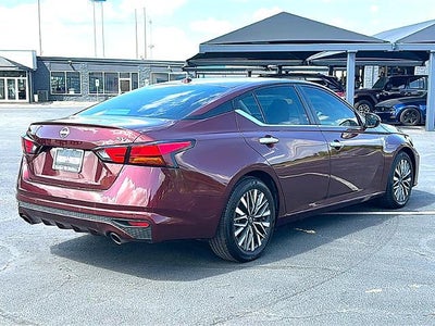 2024 Nissan Altima 2.5 SV Sedan