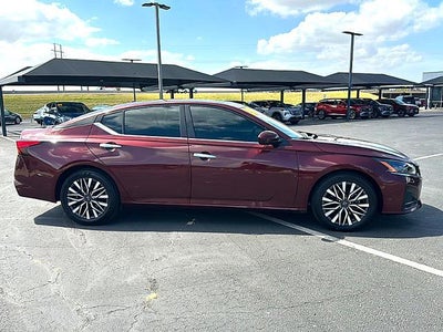2024 Nissan Altima 2.5 SV Sedan