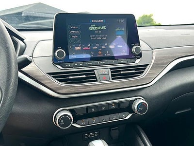 2025 Nissan Altima SV FWD