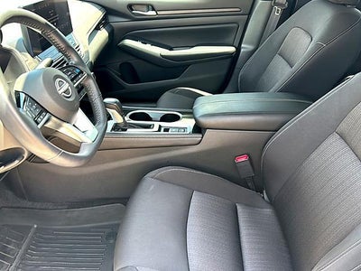 2024 Nissan Altima 2.5 SV Sedan