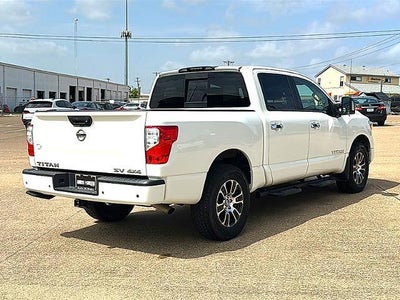 2021 Nissan Titan 4x4 Crew Cab SV