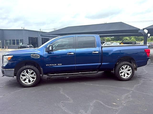 2017 Nissan Titan XD 4x4 Gas Crew Cab SV