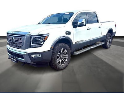 2022 Nissan Titan XD 4x4 Crew Cab Platinum Reserve