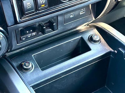 2022 Nissan Titan XD 4x4 Crew Cab Platinum Reserve
