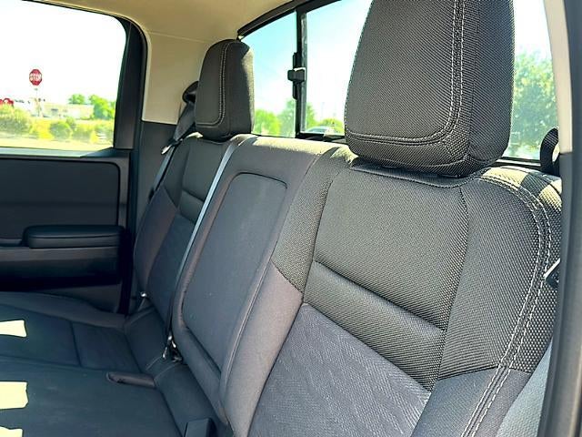 2024 Nissan Frontier Crew Cab 4x2 SV