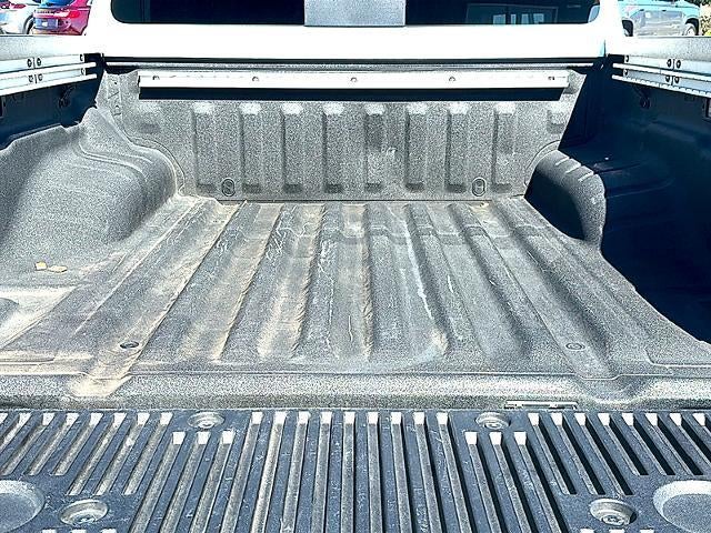 2024 Nissan Frontier Crew Cab 4x2 SV