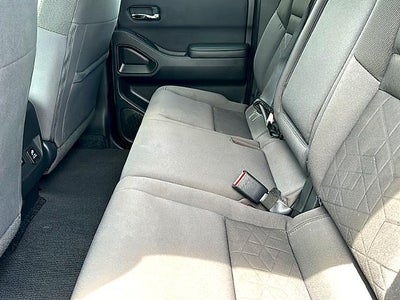 2025 Nissan Frontier Crew Cab 4x2 SV