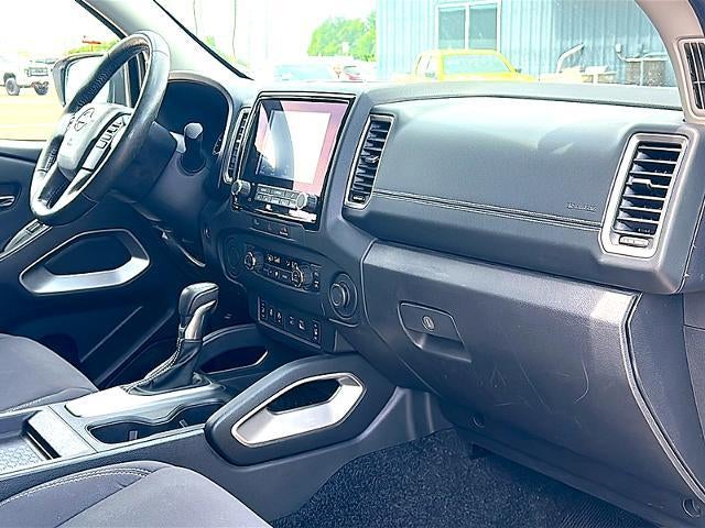 2024 Nissan Frontier Crew Cab 4x2 SV