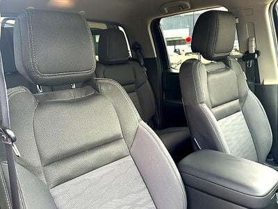 2024 Nissan Frontier Crew Cab 4x2 SV