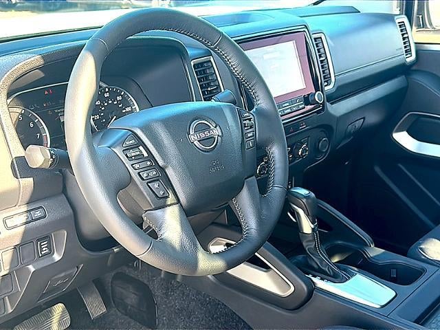 2024 Nissan Frontier Crew Cab 4x2 SV