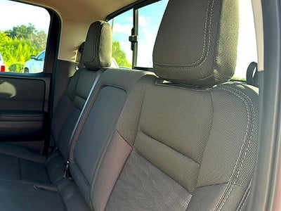 2024 Nissan Frontier Crew Cab 4x2 SV