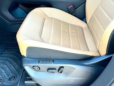 2025 Volkswagen Atlas Cross Sport 2.0T SEL R-Line Black 4MOTION