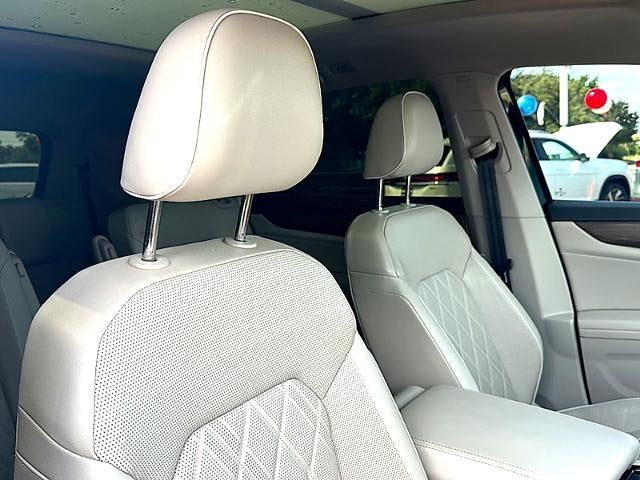 2024 Volkswagen Atlas 2.0T SEL Premium R-Line 4MOTION