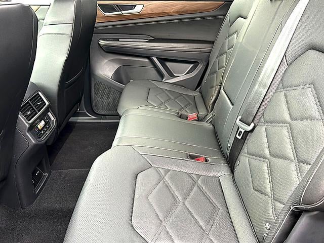 2026 Volkswagen Atlas 2.0T SE w/Technology 4MOTION