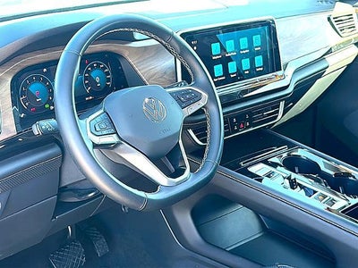 2025 Volkswagen Atlas 2.0T SE w/Technology FWD