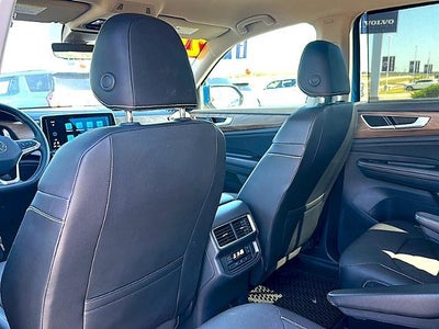 2025 Volkswagen Atlas 2.0T SE w/Technology FWD