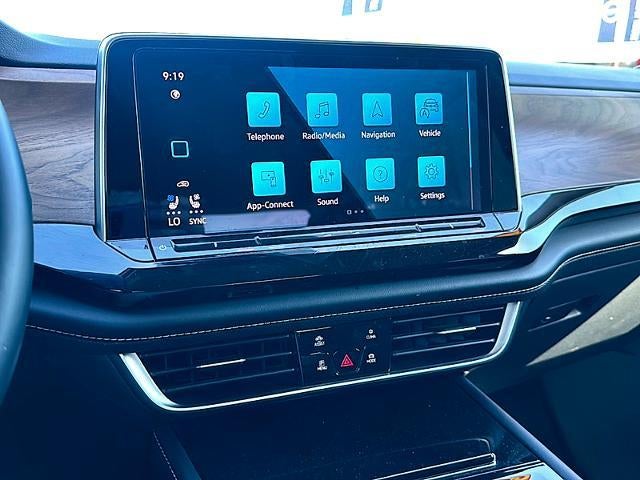 2025 Volkswagen Atlas 2.0T SE w/Technology FWD