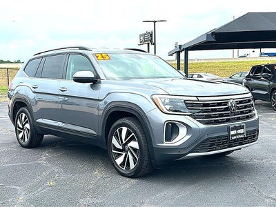 2025 Volkswagen Atlas 2.0T SE w/Technology FWD
